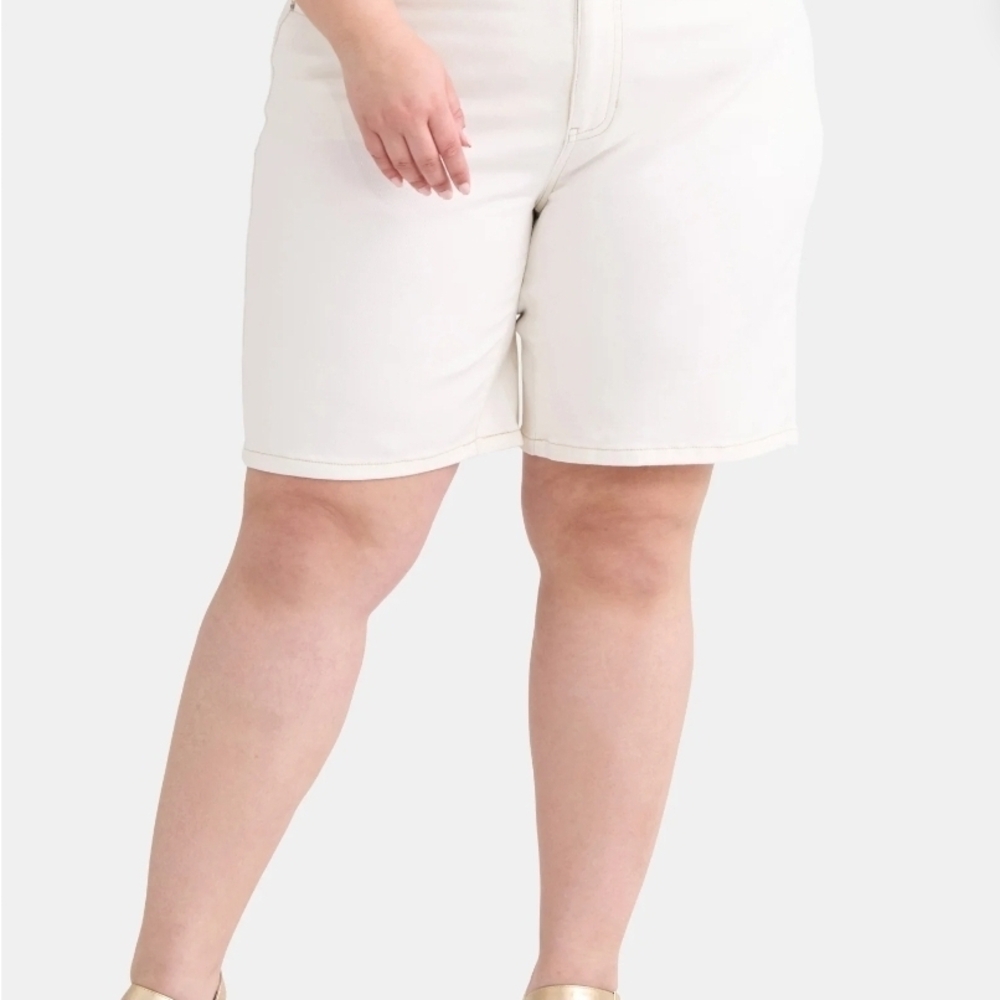 Terra & Sky NEW Winter White Denim Bermuda Shorts 20W Plus High Rise 8" Inseam - Picture 2 of 7